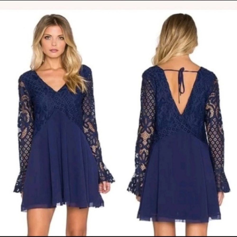 Tularosa Skylar Dress Blue New With Tags Medium Lace Bell Sleeve Swing Tie Back
